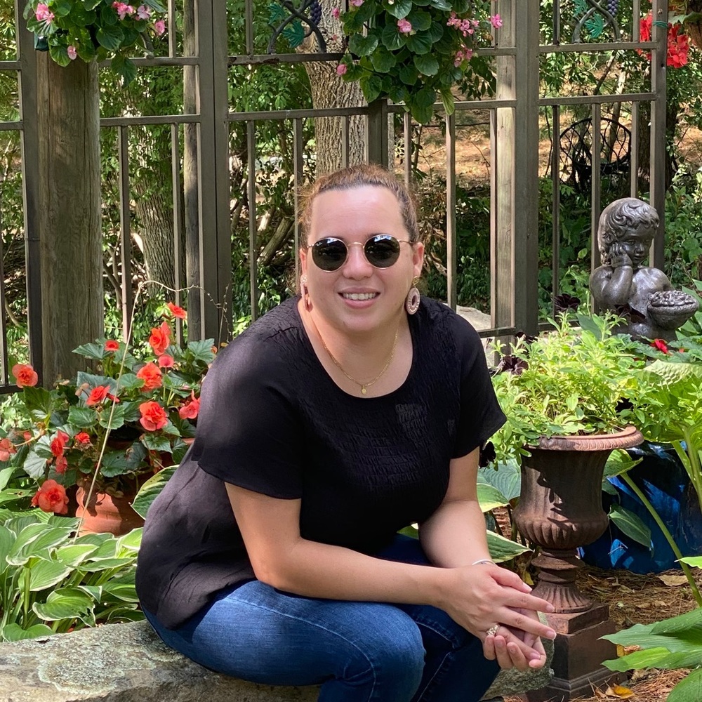 Meet your Posher, Estefany